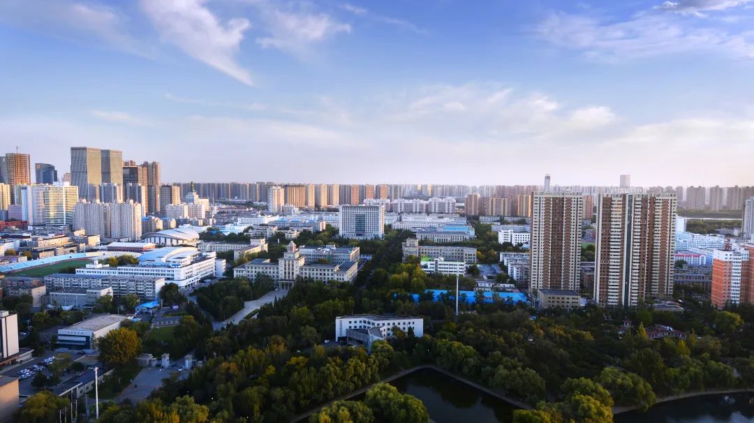 东北大学100周年校庆公告第一号