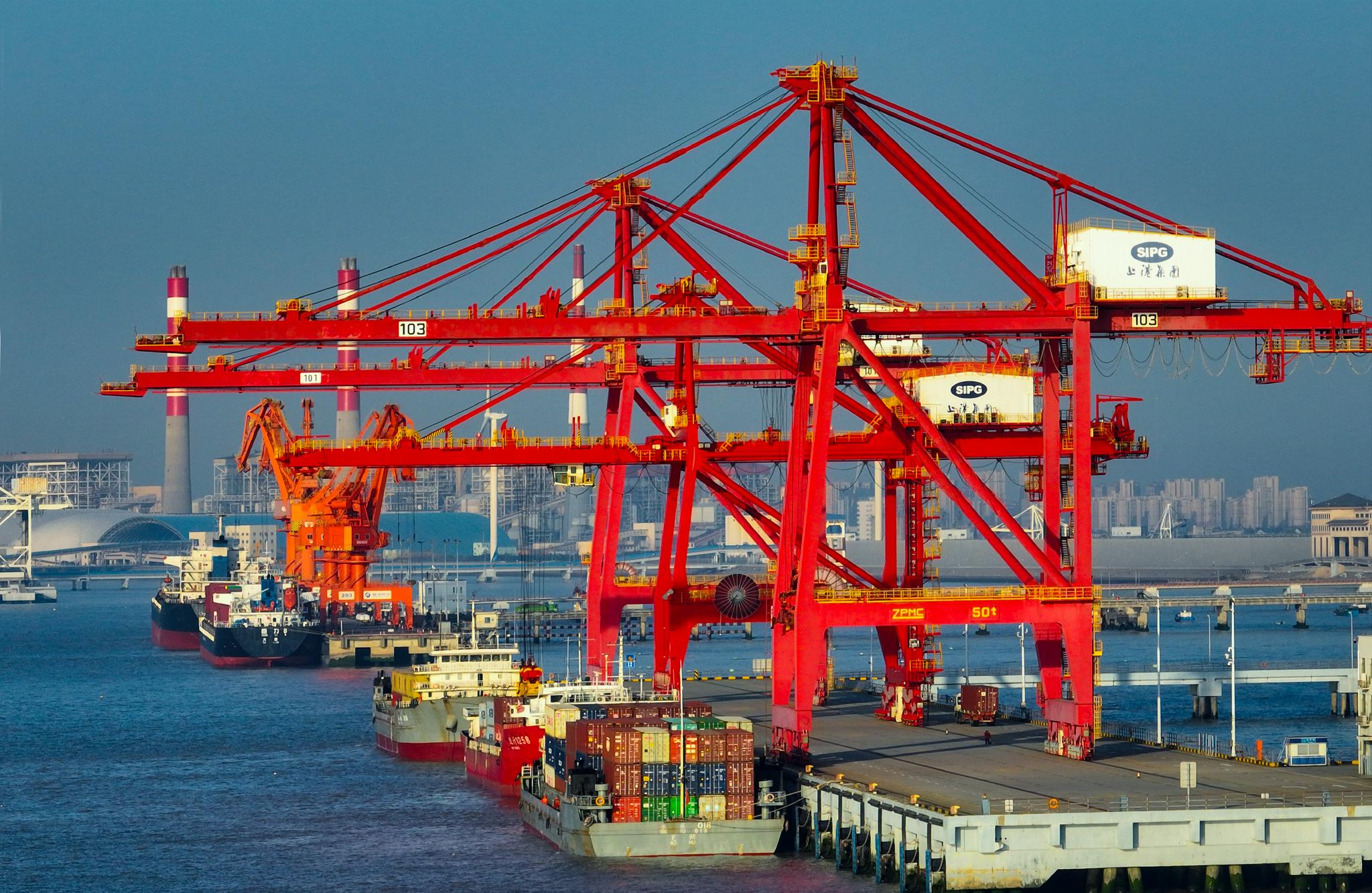 统筹疫情防控和经济发展独山港搏风击浪挺进千亿大港梦