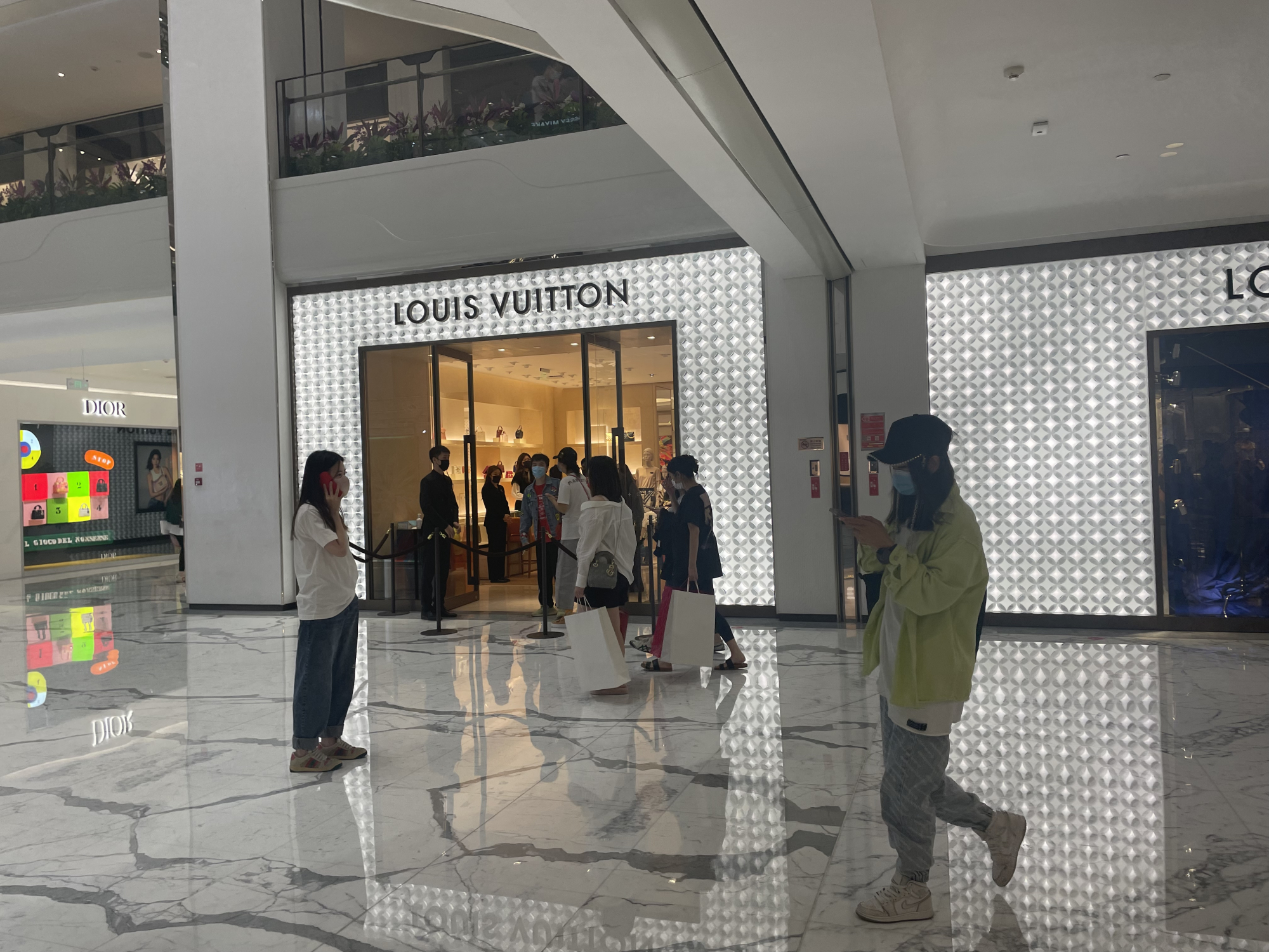 skp相关工作人员对记者表示,从活动开始到结束,近两周时间内,每天商场