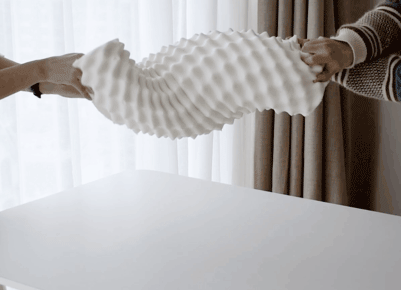 △瞬间恢复形状，回弹力很好