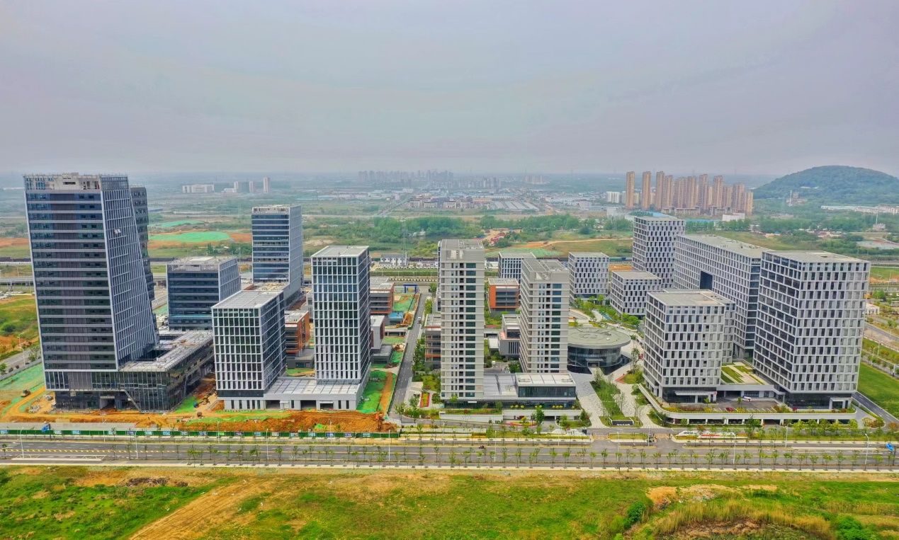 合肥高新股份现有集成电路总部基地,创新产业(66.630,-0.66,-0.