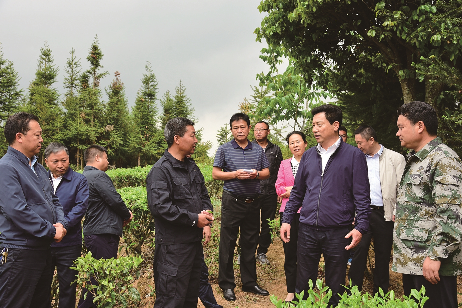 近日,云南省玉溪市政协组织部分委员到元江哈尼族彝族傣族自治县调研