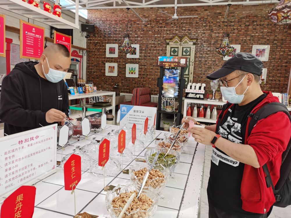 伟大变革|新疆伊犁百年古法冰激凌的“甜蜜密码”