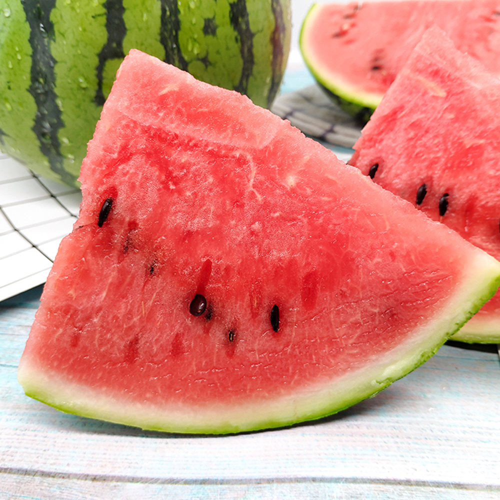 疫情难阻吃瓜热情南汇8424西瓜糖度口感优于去年盒马已平价开售