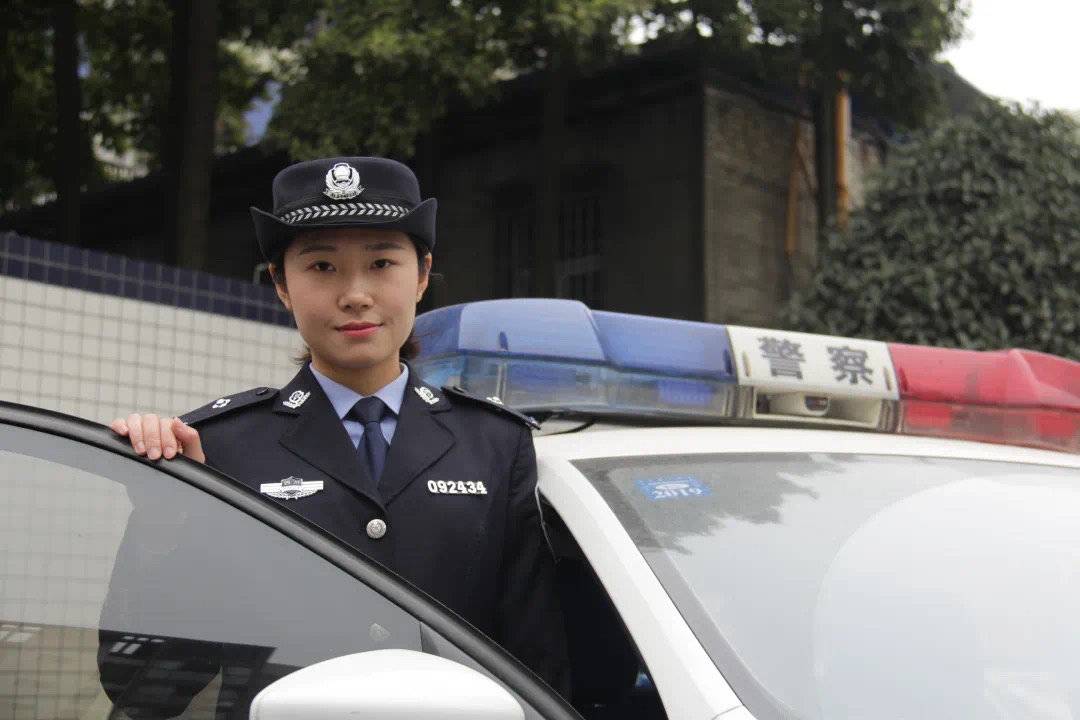 传承五四精神续写青春华章新津公安青年警察说