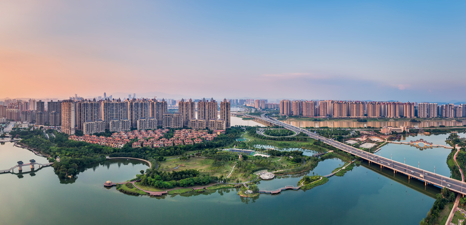 但随着金山湖新城多个居住组团的兴起,带来了惠州金山新城的崛起