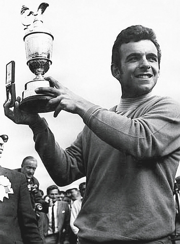 　　1969.7.13 托尼·杰克林获得英国高尔夫公开赛冠军