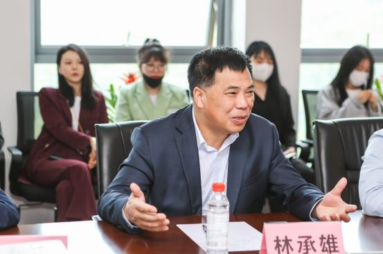 林承雄董事长在签约仪式现场讲话