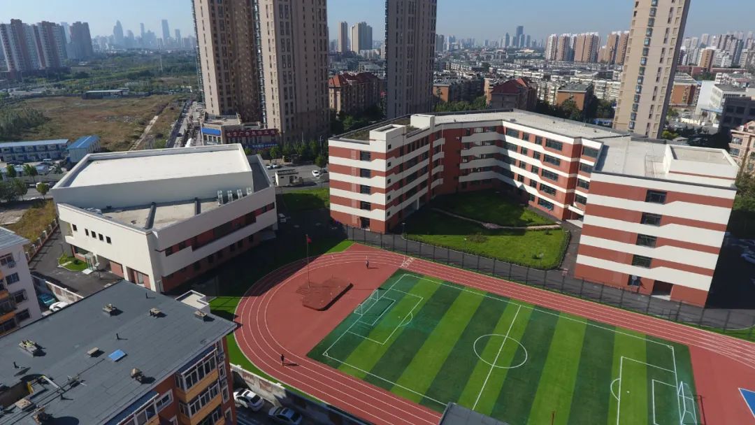 河北区第二实验小学