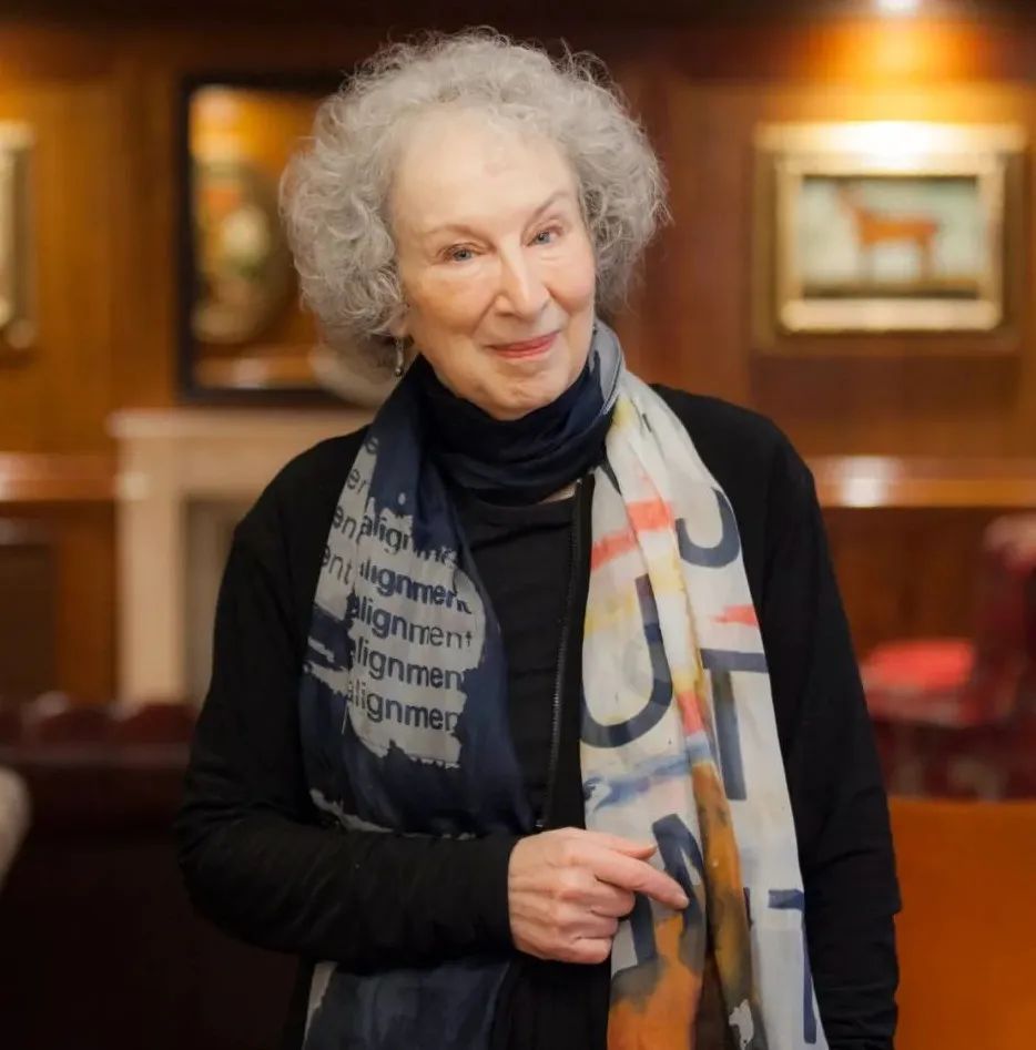 玛格丽特·阿特伍德:这是一条永远在拉紧的绳索.