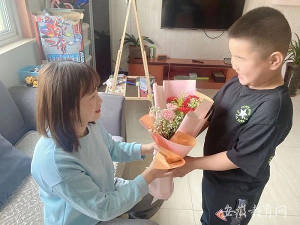 浓情五月合肥市南岗小学开展感恩母亲主题教育