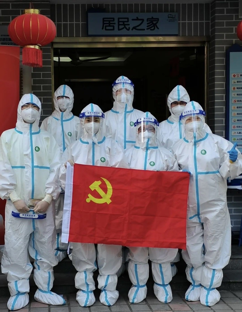 不同年龄,不同职业,不同国籍 但他们有个共同的名字:抗疫志愿者