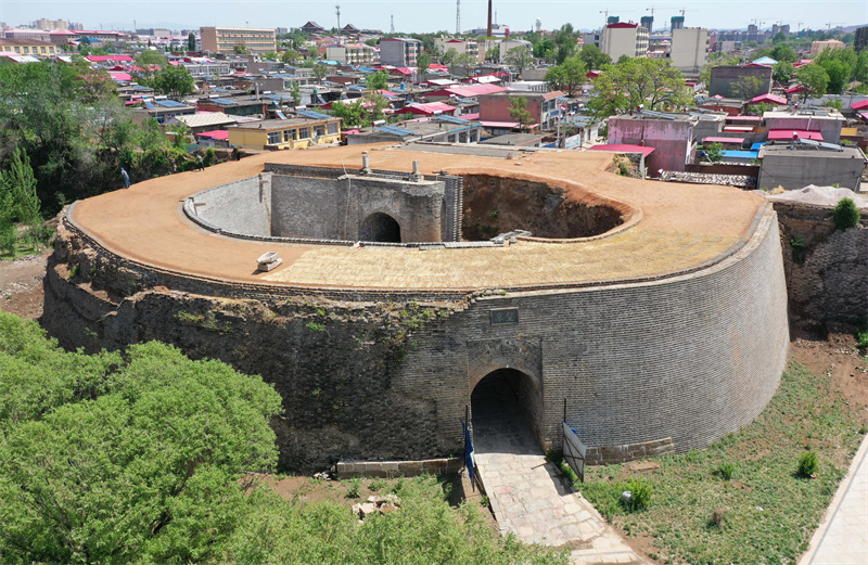 河北卢龙明代永平府城墙西门等修缮工程加紧施工
