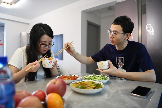 护士夫妻医路同行