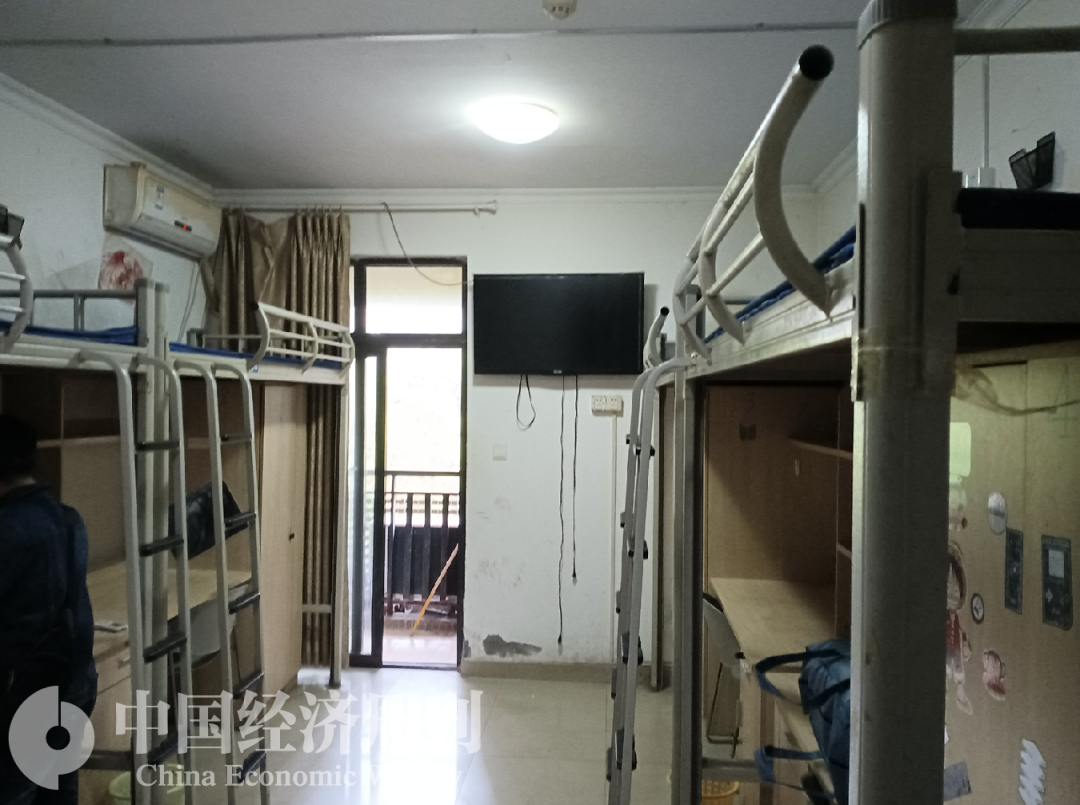 京东方打工记男人扮厂妹招揽工人工伤不给报销医药费