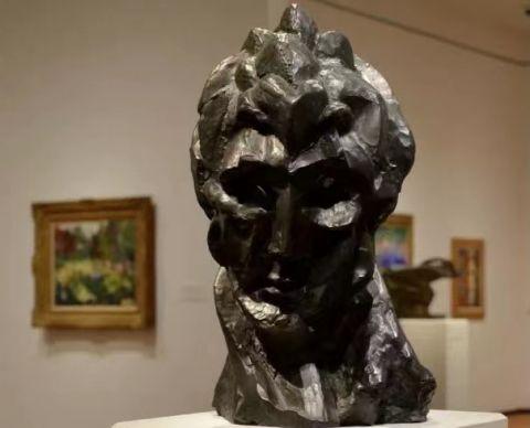 女子头像费尔南德4848万美元成交刷新毕加索雕塑拍卖纪录