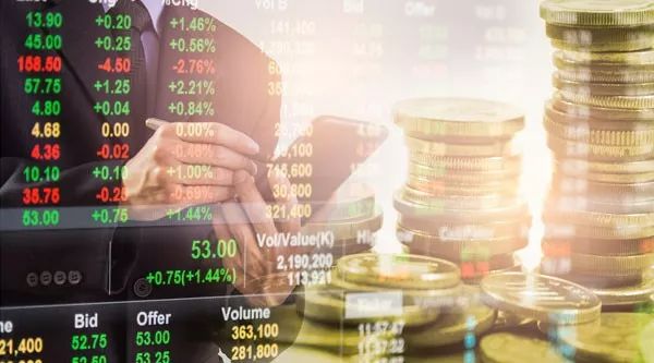 “大逆转！董承非私募新品发行低开高走，最终募集45亿，年内排第2！今年私募为何鲜有爆款？