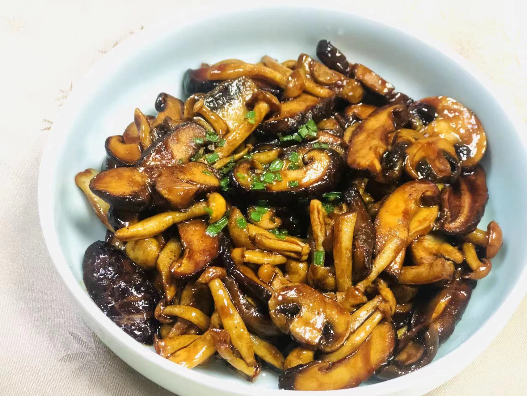 色香味俱全,菌菇菜品这样烹饪|菌菇_新浪财经_新浪网