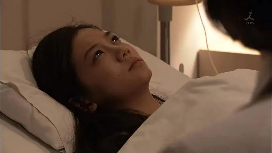 《产科医鸿鸟》剧照