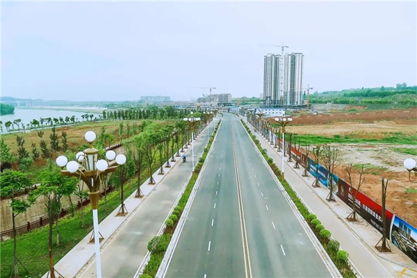 道路修建为周口市鹿邑县带来翻天覆地的变化