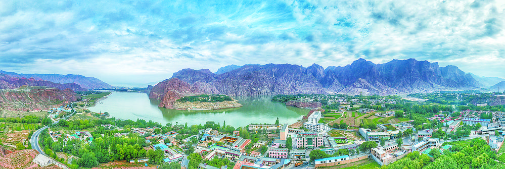 海东市循化撒拉族自治县清水湾美景.通讯员 颜金梅 摄