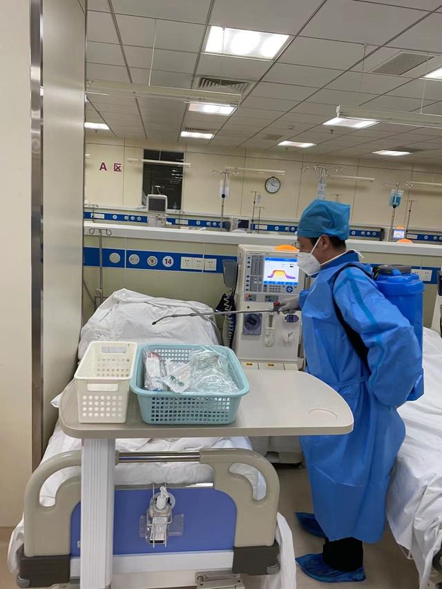 北京垂杨柳医院:首家"黄码"血透中心的2104次"疗愈"|患者_新浪财经