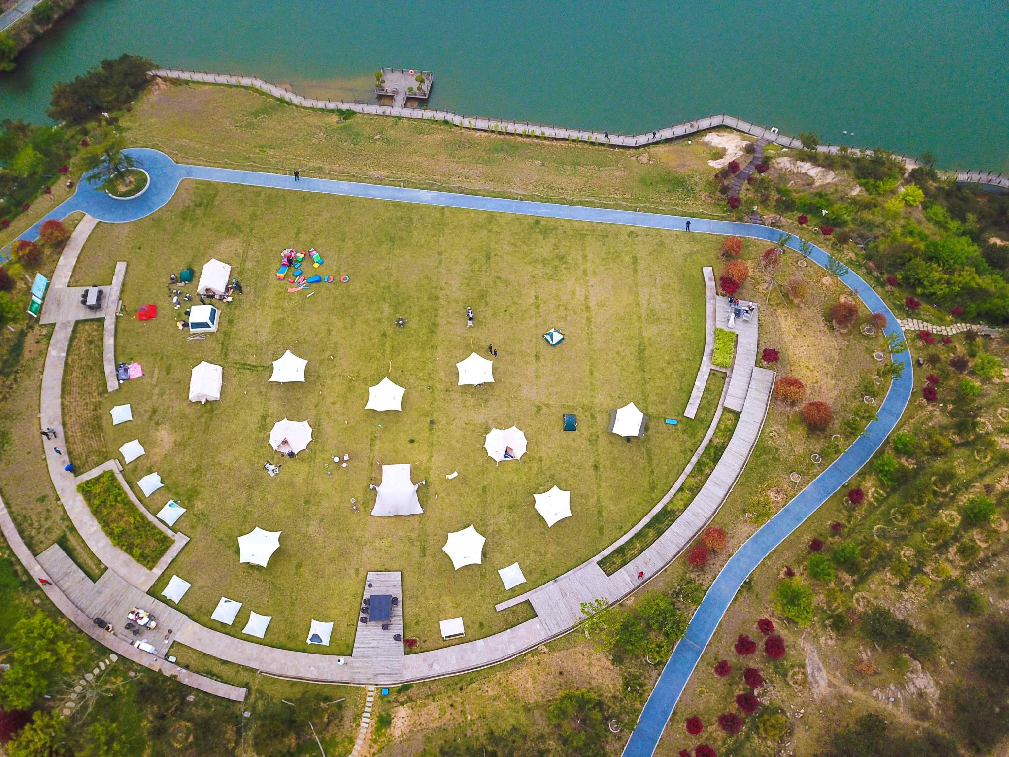 "别让行业昙花一现",露营火爆背后的生意经|帐篷_新浪财经_新浪网