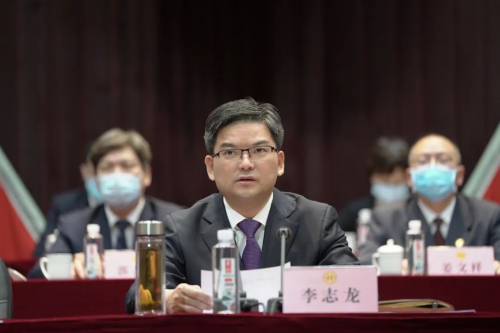 李志龙书记代表区四套班子对大会的召开表示热烈祝贺,对拱墅区广大