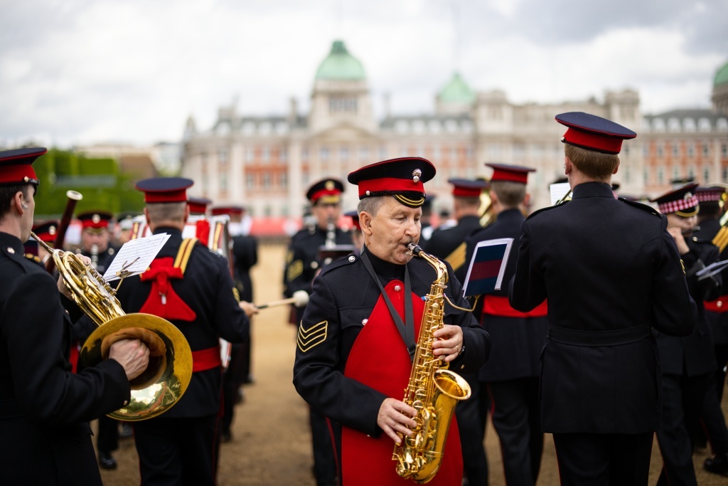 英国举行女王白金千禧年阅兵最后一次彩排