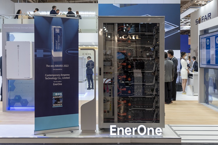 户外液冷储能柜EnerOne。图片来自宁德时代官网