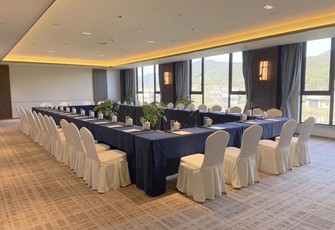 &nbsp;会议室