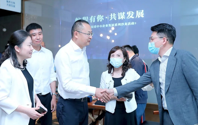 成都市青羊区委书记何勋,青羊区委副书记高志,青羊区委常委,统战部