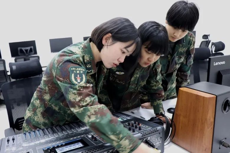 通信兵看我七十二变