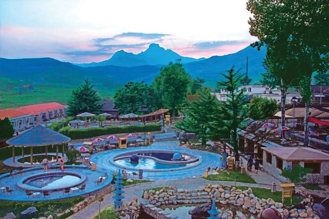 栖霞艾山温泉小镇