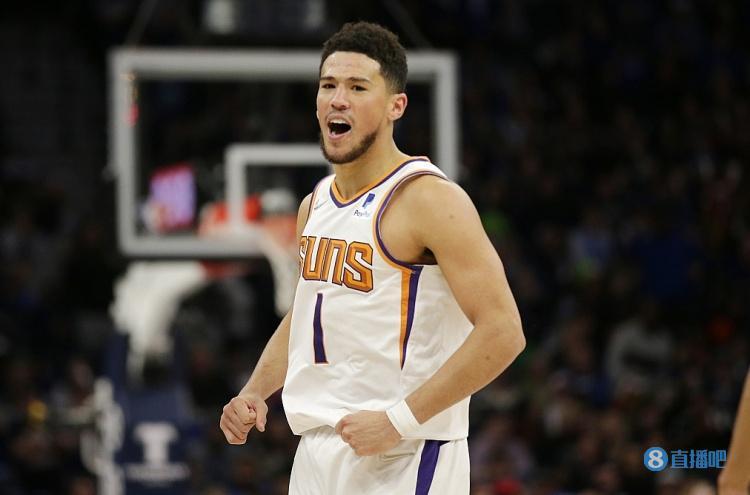 布克穿上网队战袍首秀表现惊艳球迷热议这笔交易是否改变东部格局