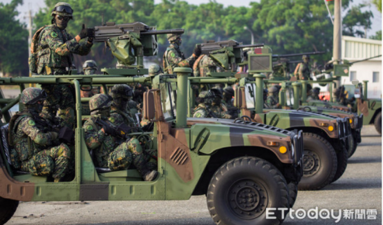 图自台湾ettoday新闻云据"ettoday新闻云"报道,由于台军的悍马车已