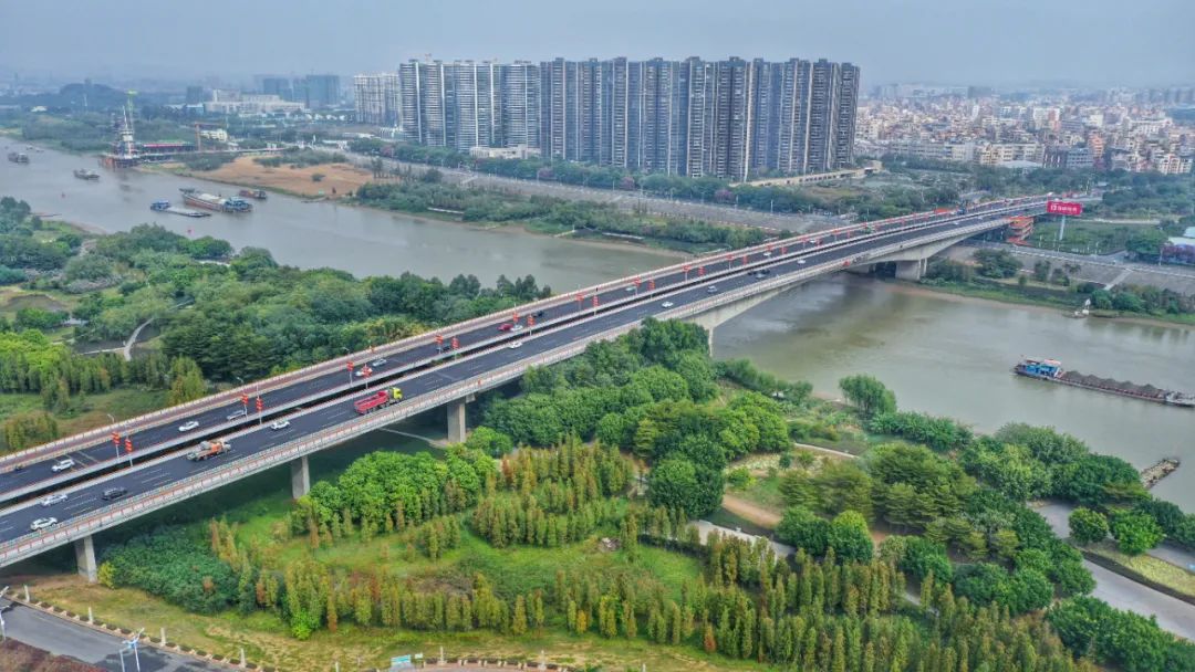 季华大桥.霍伟权/摄