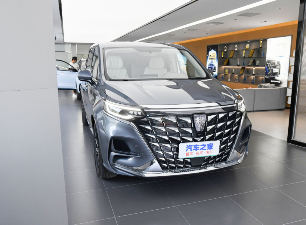 　　(图为：荣威iMAX8 EV)
