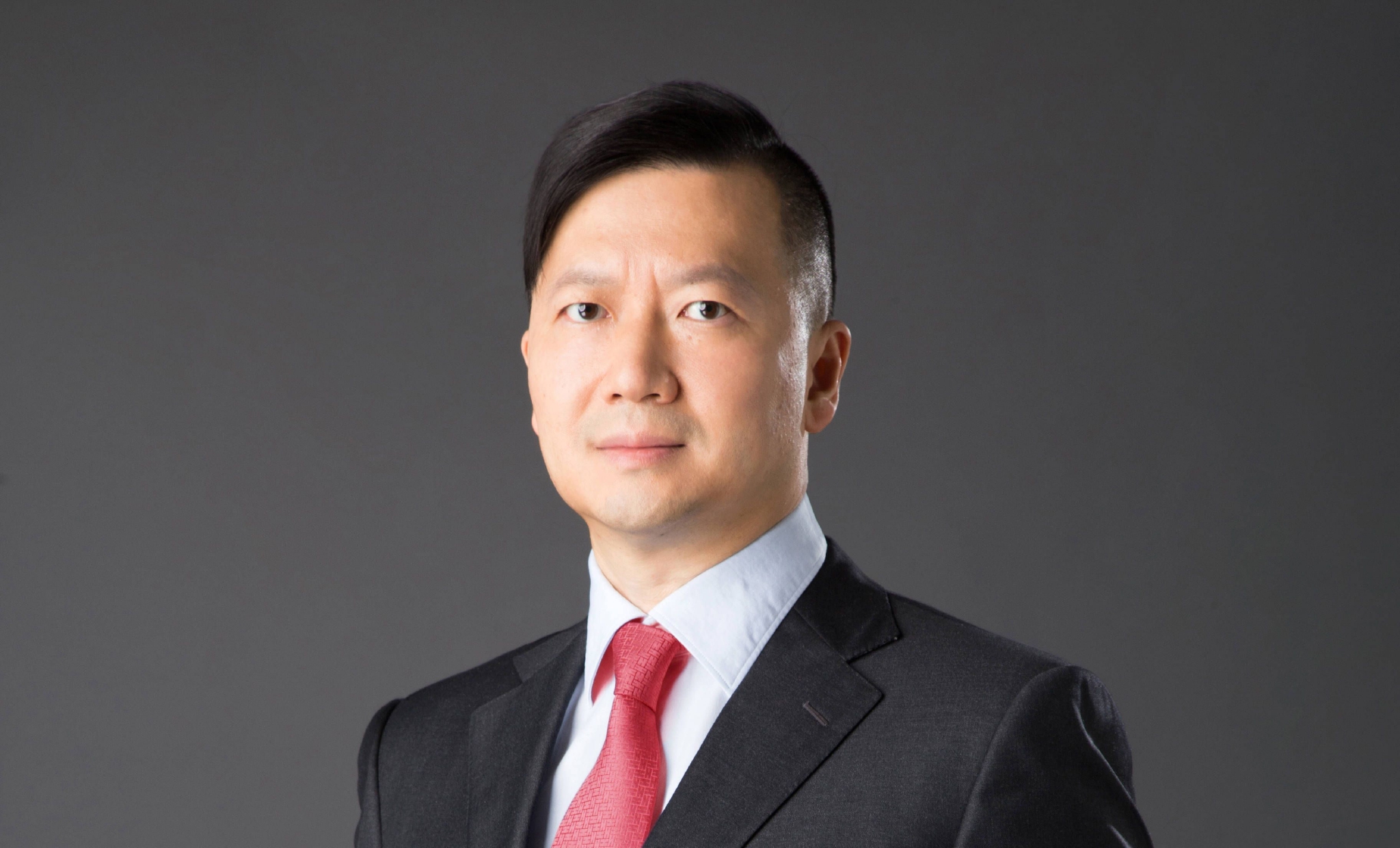 　　德力西电气CEO 楼峰先生