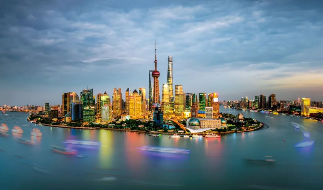 在北京、上海、广东这样人口、产业流入地,化解隐性债务压力较小。图/IC