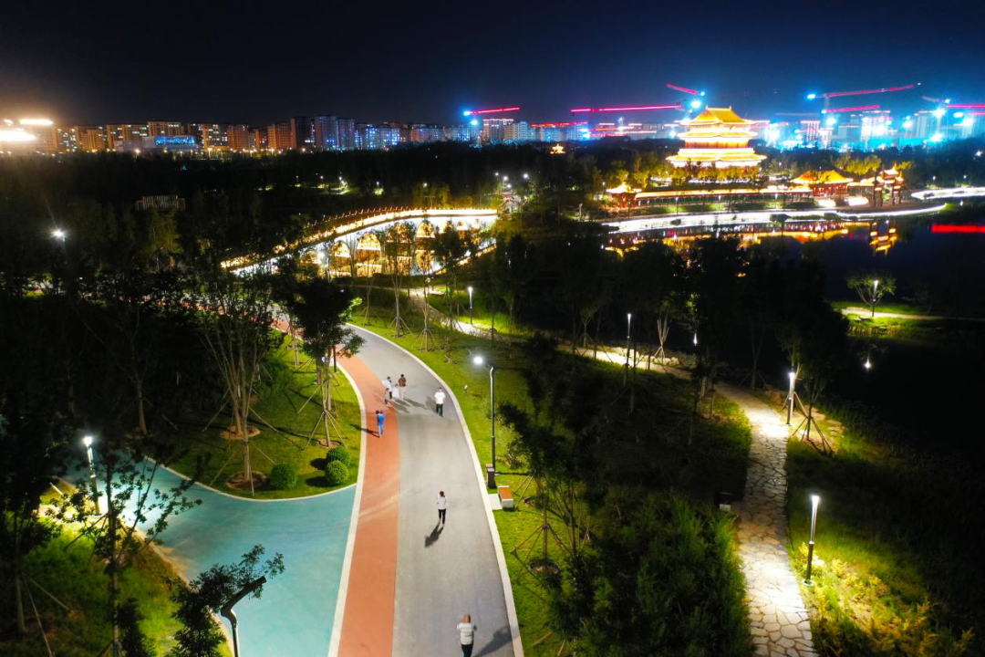 图说雄安瞰夜幕下雄安金湖公园流光溢彩