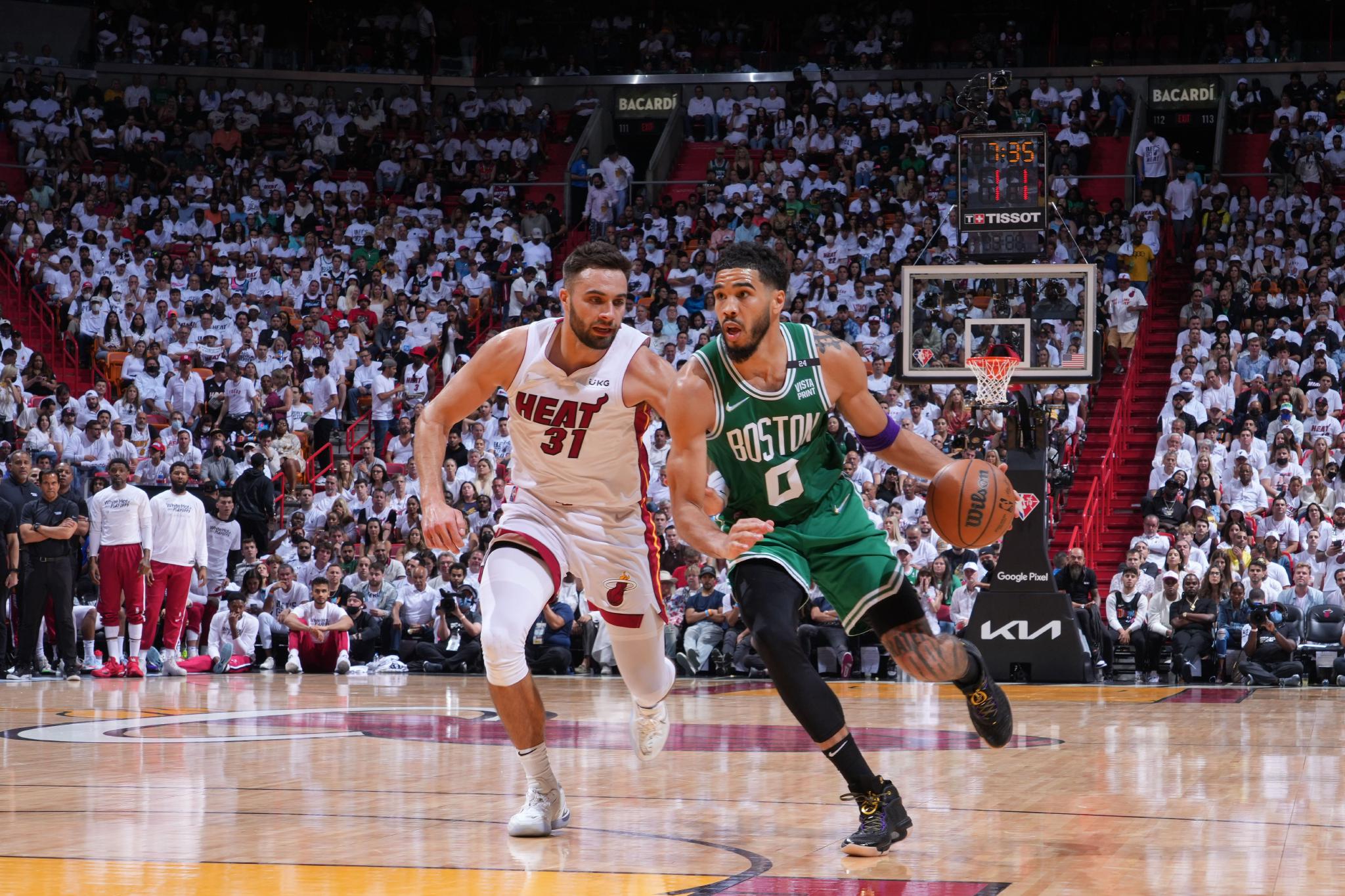 双探花默契连线多次空中接力点燃球迷激情回忆