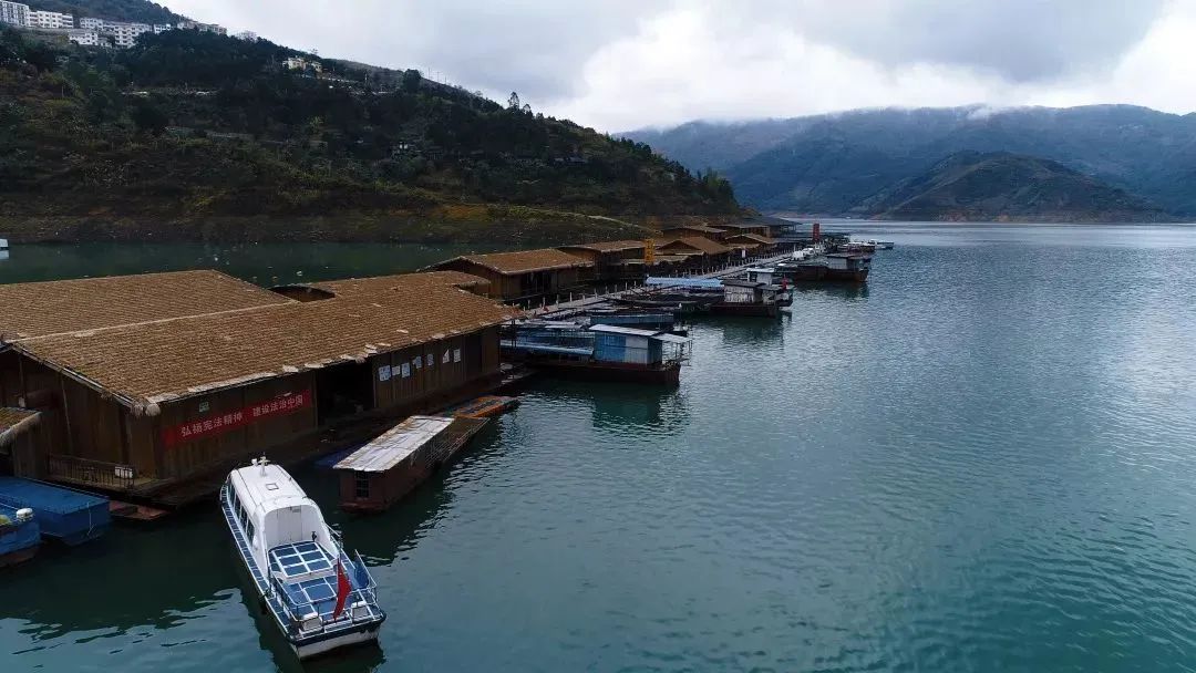 乡约贵州望谟县蔗香村丨山色水韵画中游