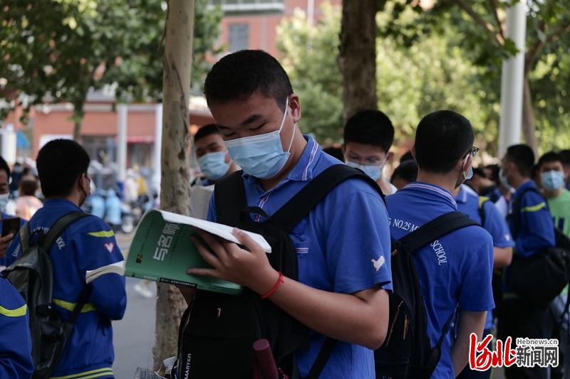 组图丨为考生加油2022河北高考来啦