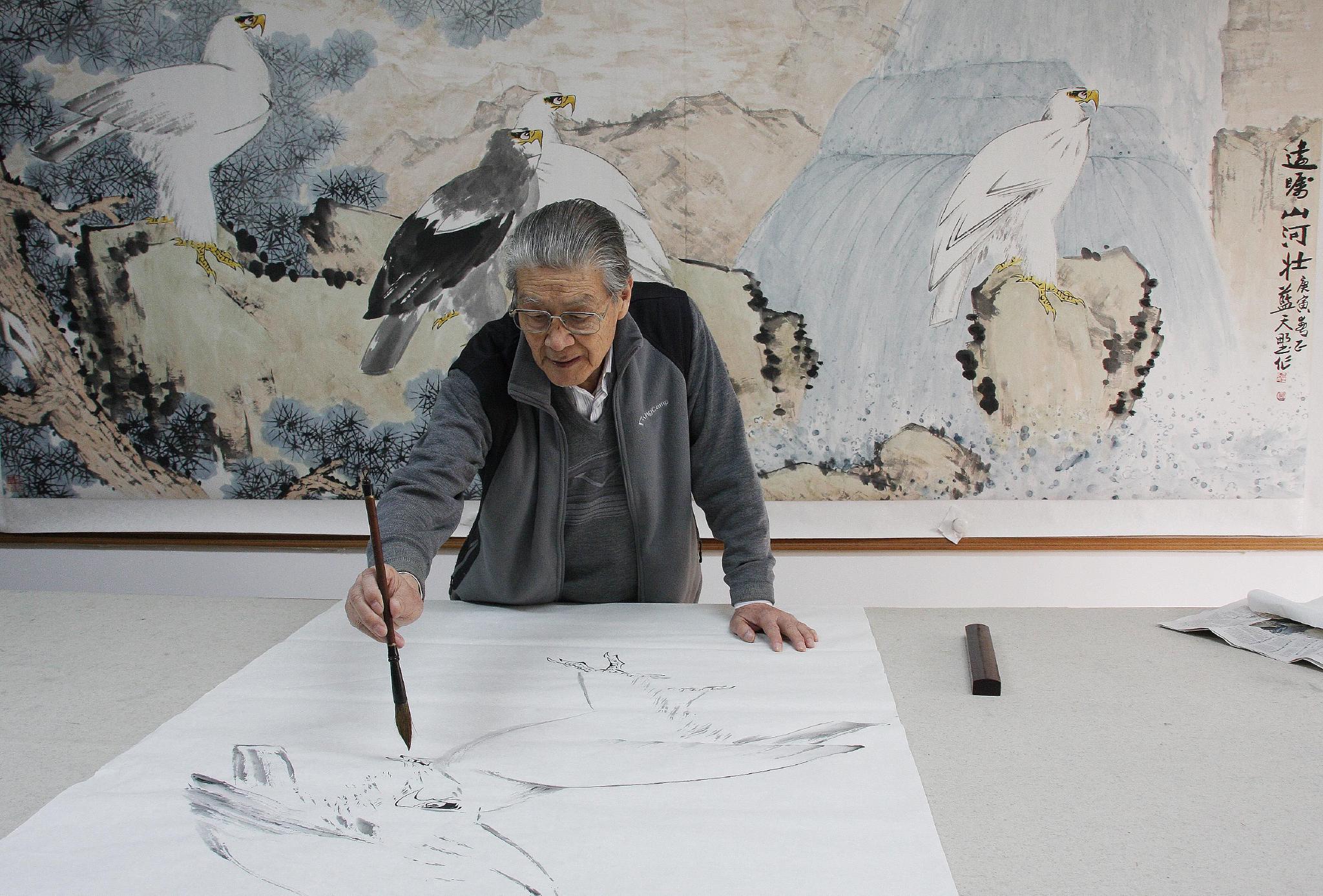 金昭眼中的蓝天野:他从不争名利,话不多却热爱生活