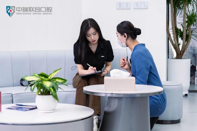 杭州私人口腔_杭州一家新口腔机构开业,中瑞联合口腔新理念引发全民爱牙热潮