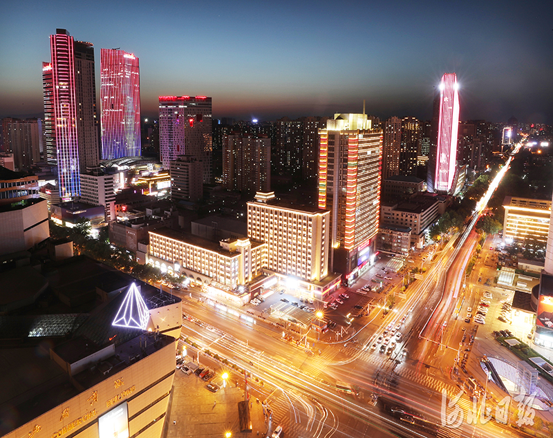 河北石家庄:灯火璀璨 夜色如画