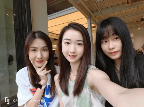 (oppo reno8 pro 多人自拍)
