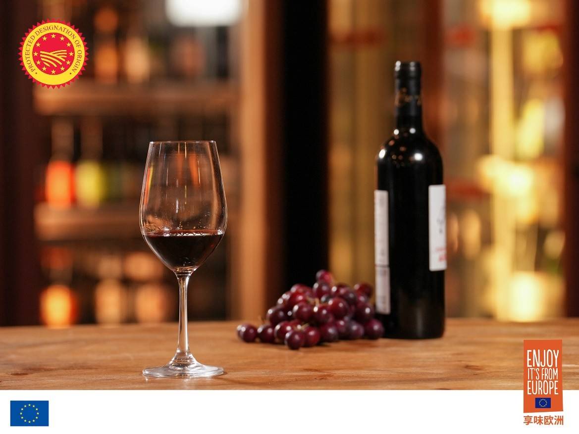 　　法国Bordeaux supérieur特级波尔多干红葡萄酒PDO