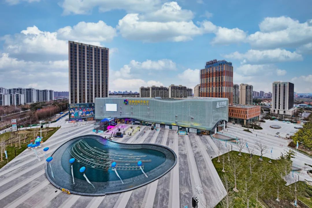 南通星银海城市客厅位置:江苏省南通市崇川区青年东路177号